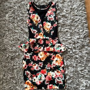 Guess peplum dress